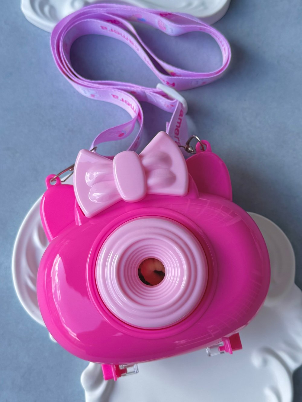 Pembe Kurdele Fotoğraf Makinalı Lastikli Çanta