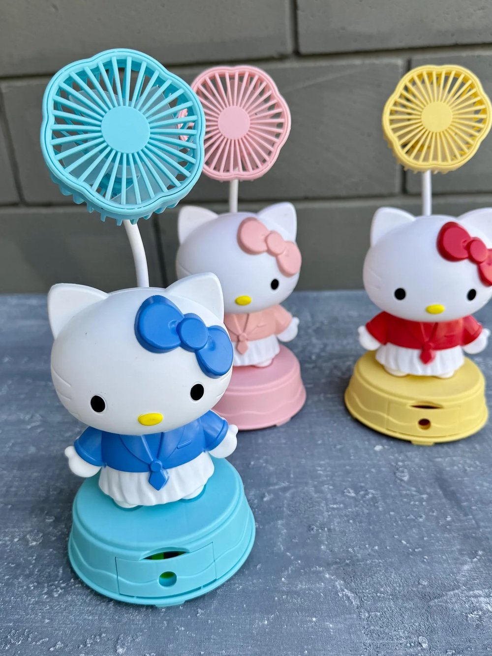 Hello Kitty Sarjlı Masa Fanı & Kalemtraş