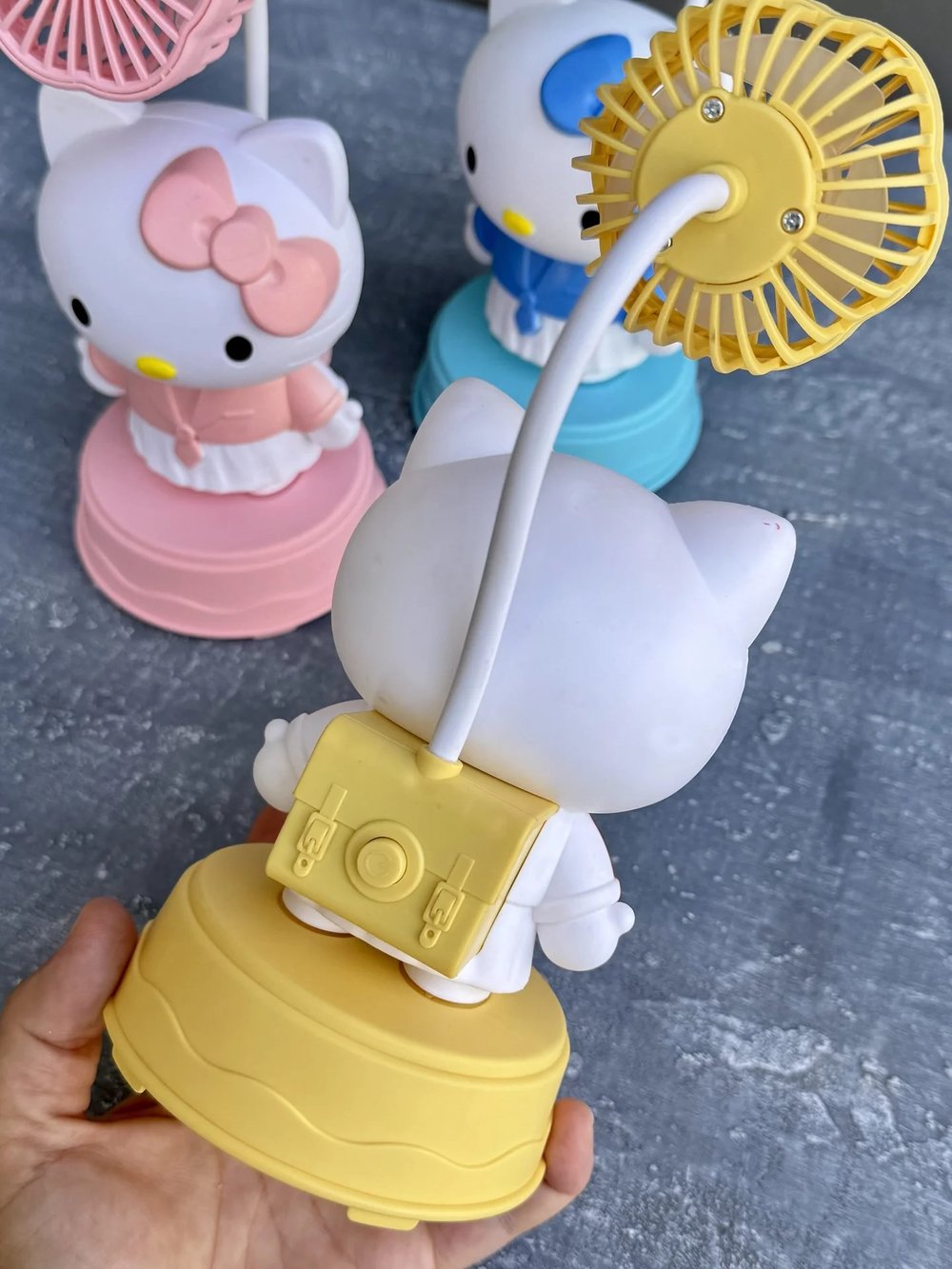 Hello Kitty Sarjlı Masa Fanı & Kalemtraş