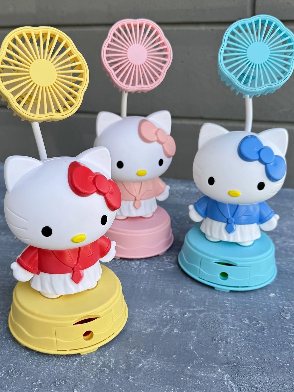 Hello Kitty Sarjlı Masa Fanı & Kalemtraş