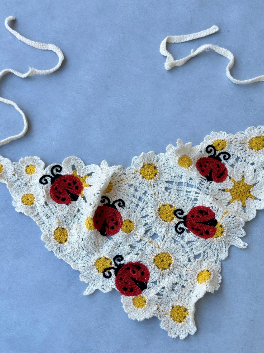 Uğur Böceği ve Papatya Desenli Bohem Bandana