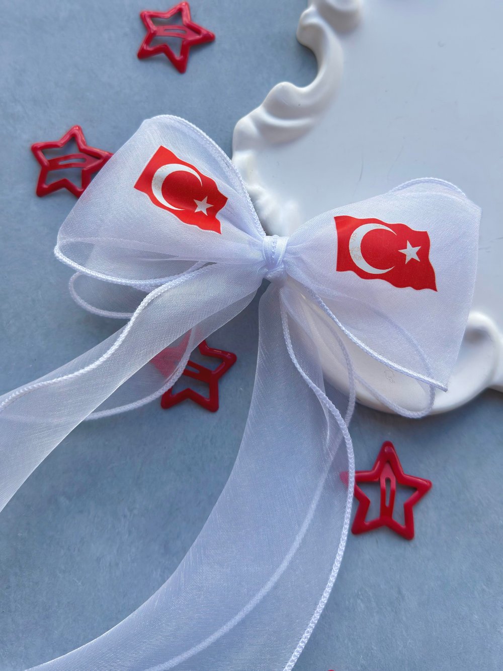 Bayrak Baskılı Beyaz Uzun Kurdele 