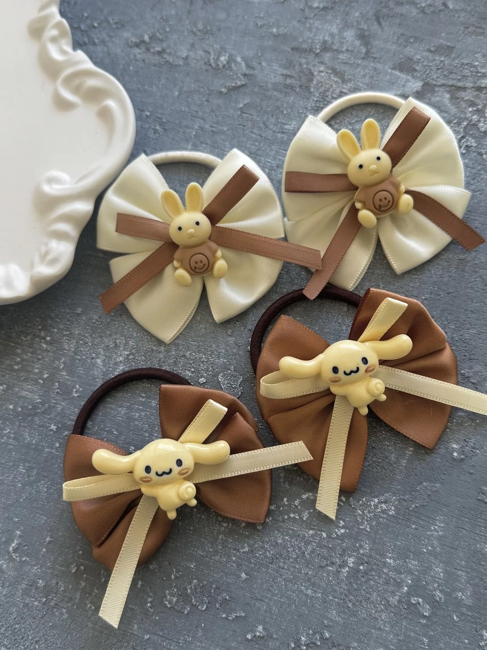Tavşan ve Köpek Detaylı Kalın Lastik