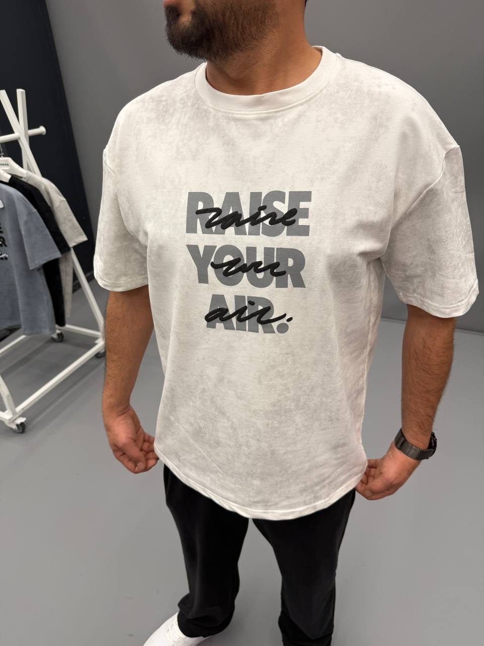 RAISE YOUR AIR BEYAZ TİŞÖRT