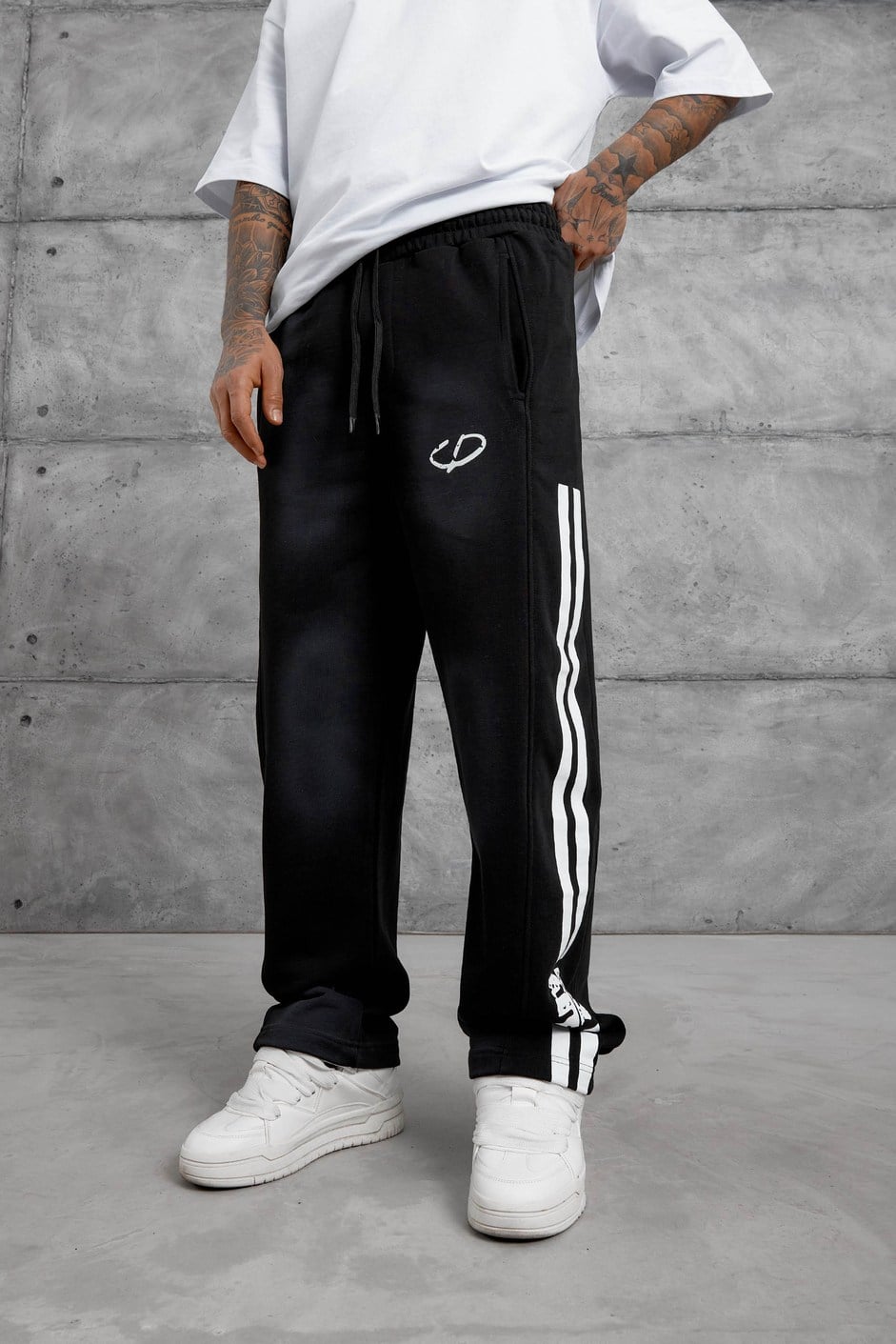 ŞERİTLİ PAÇA 90 BAGGY EŞOFMAN ALTI SİYAH