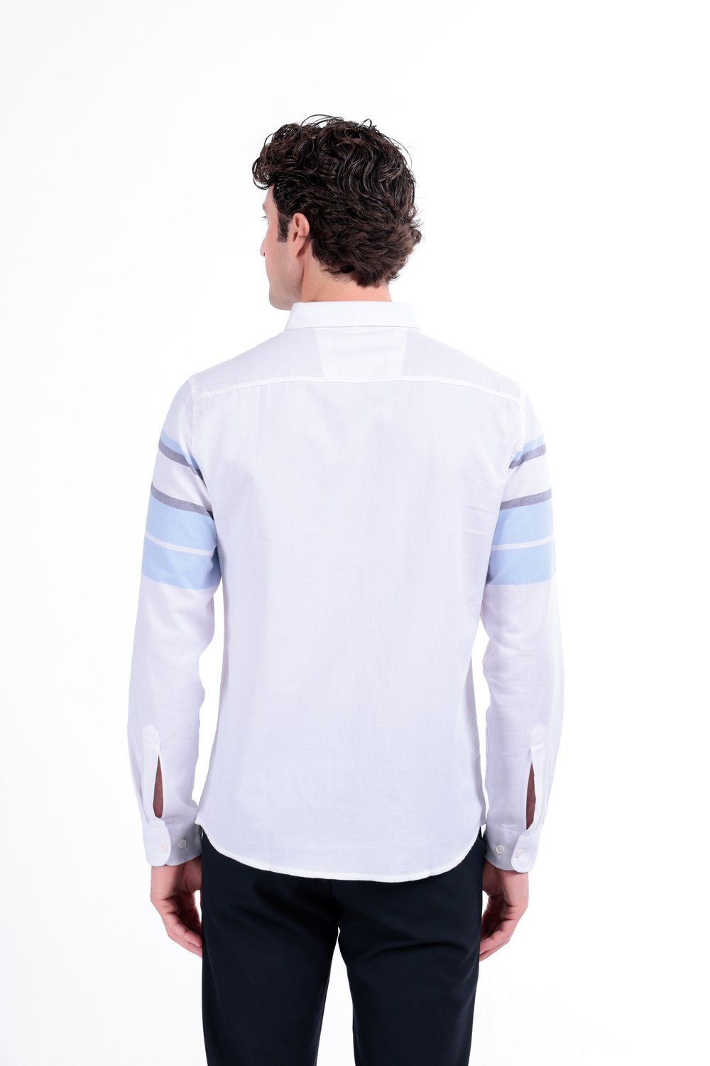 Regular Fit Uzun Kollu Çizgi Detaylı Gömlek