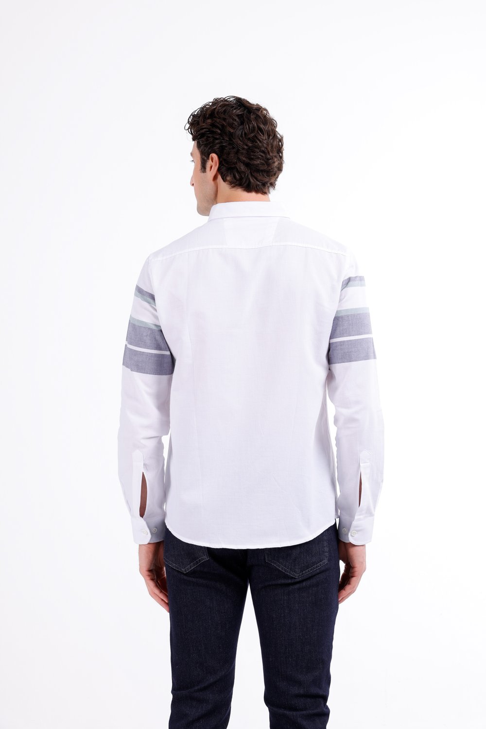 Regular Fit Uzun Kollu Çizgi Detaylı Gömlek