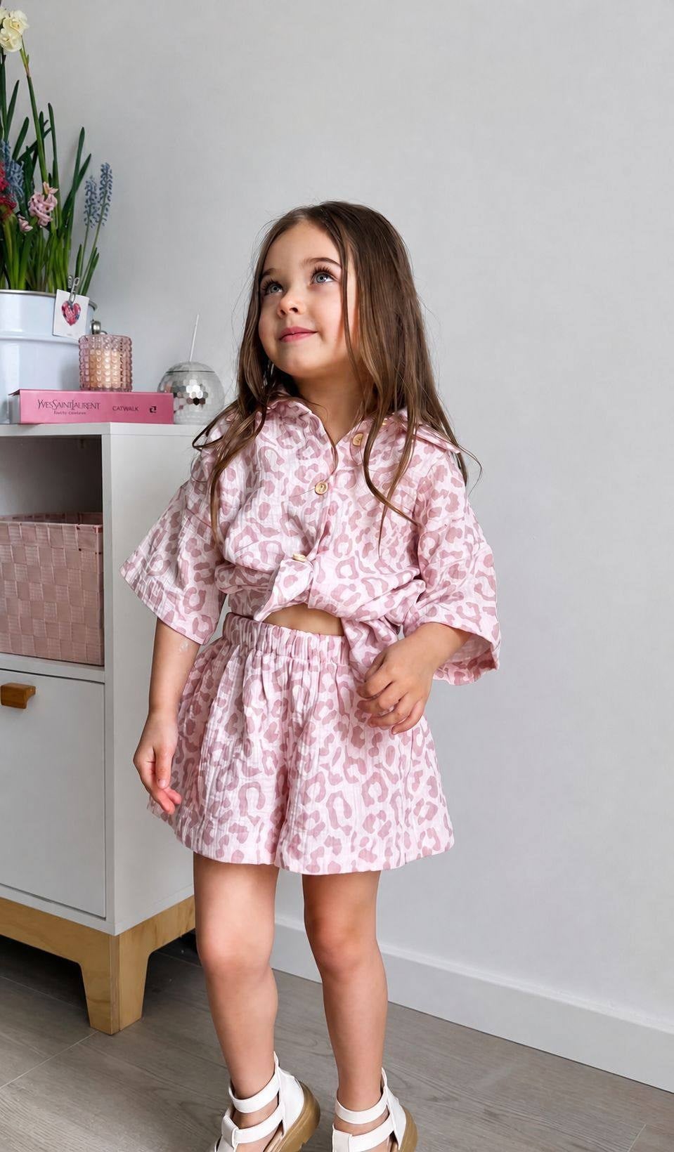 Leopar Pembe Takım