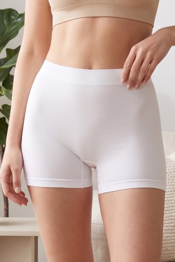 Yüksek Bel, İz Yapmayan, Toparlayıcı Beyaz Kadın Boxer
