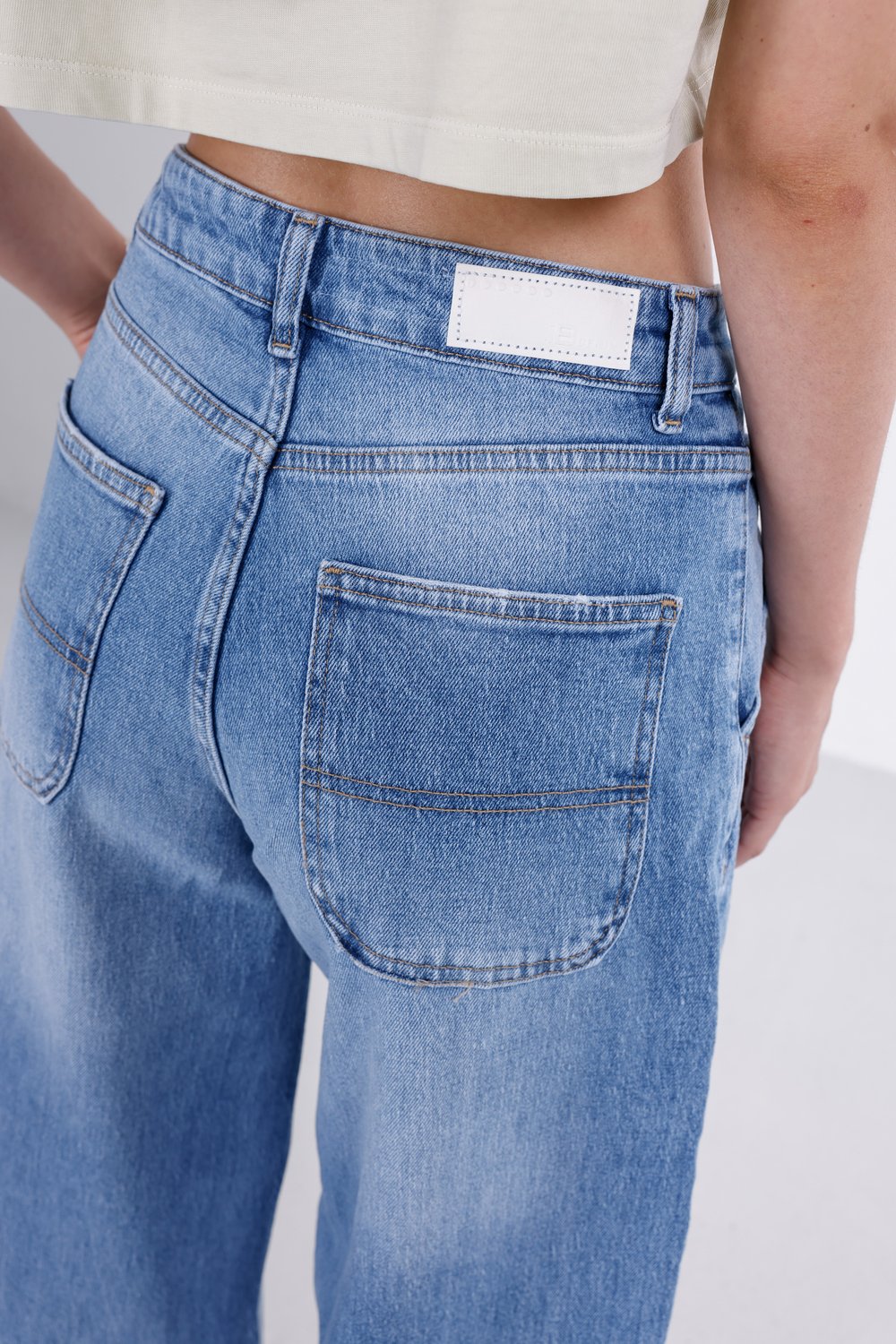 Baggy Barrel Jean
