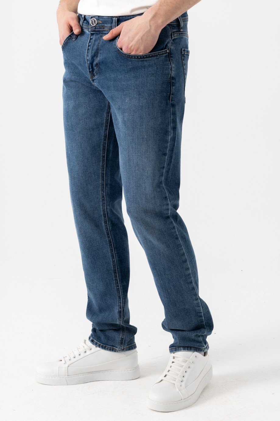 Regular Jean
