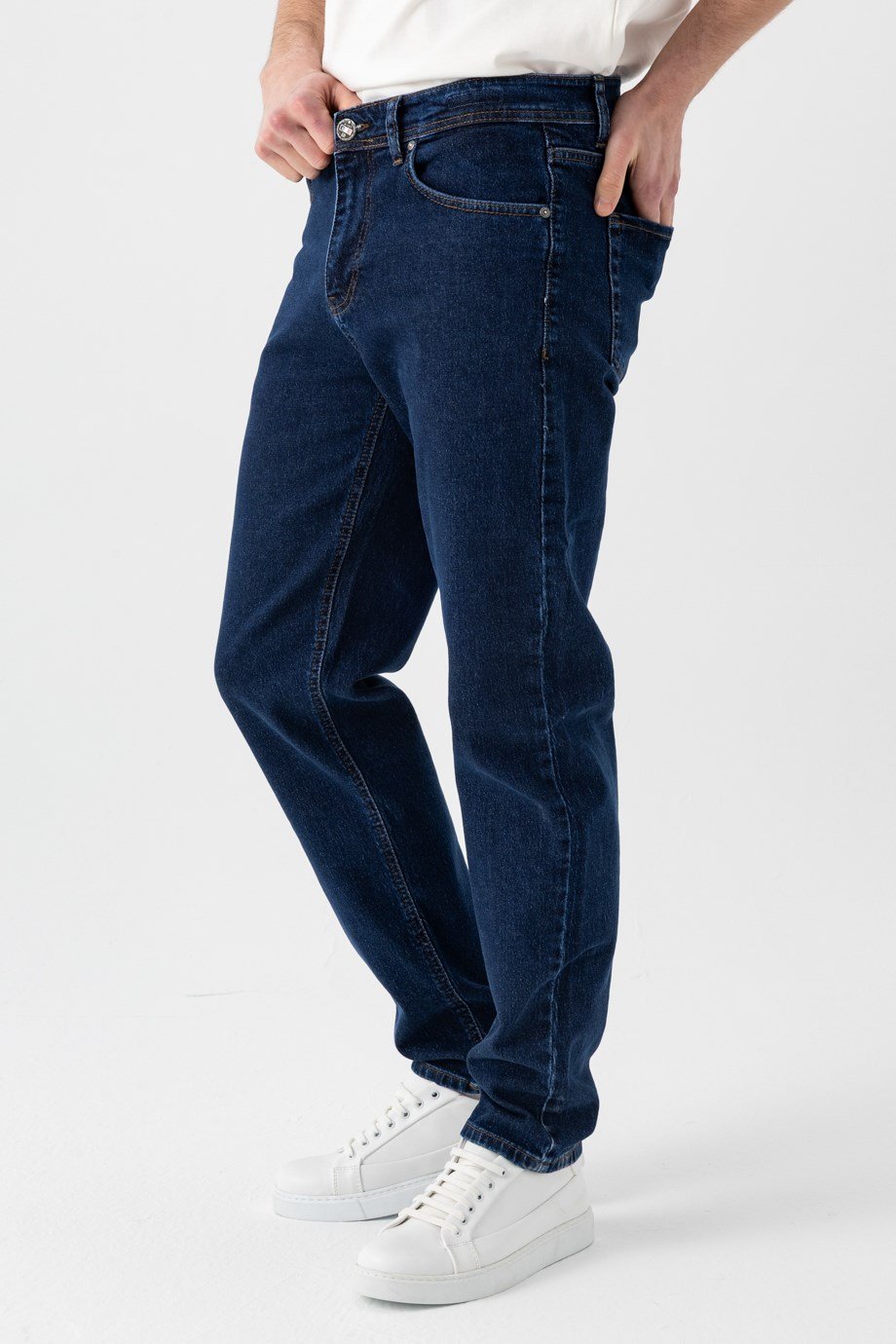 Straight Jean