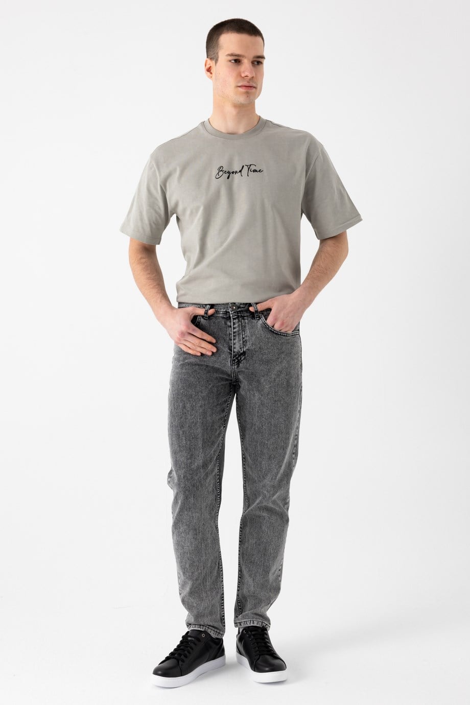 Straight Jean