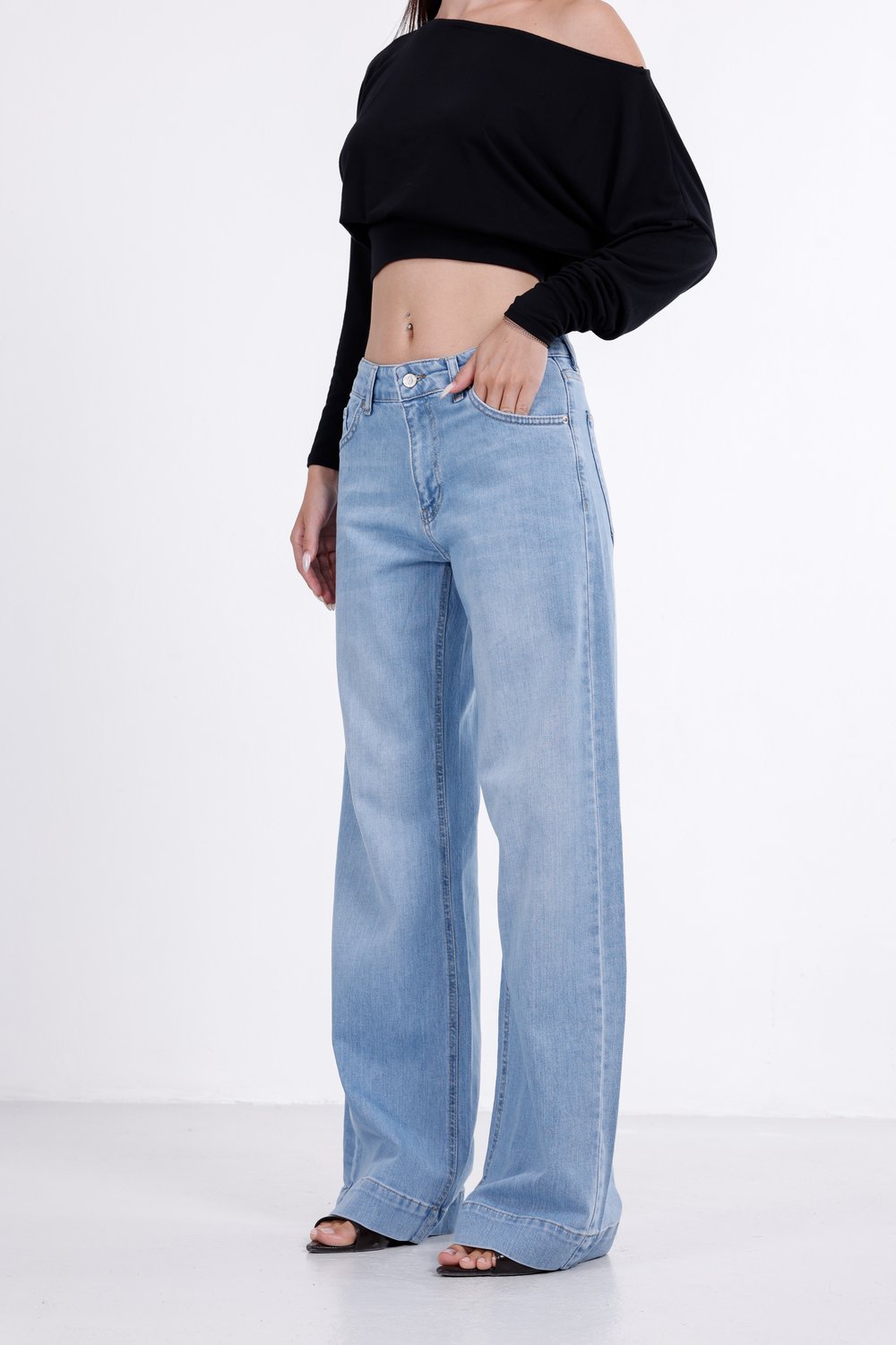 Wide Leg Jean
