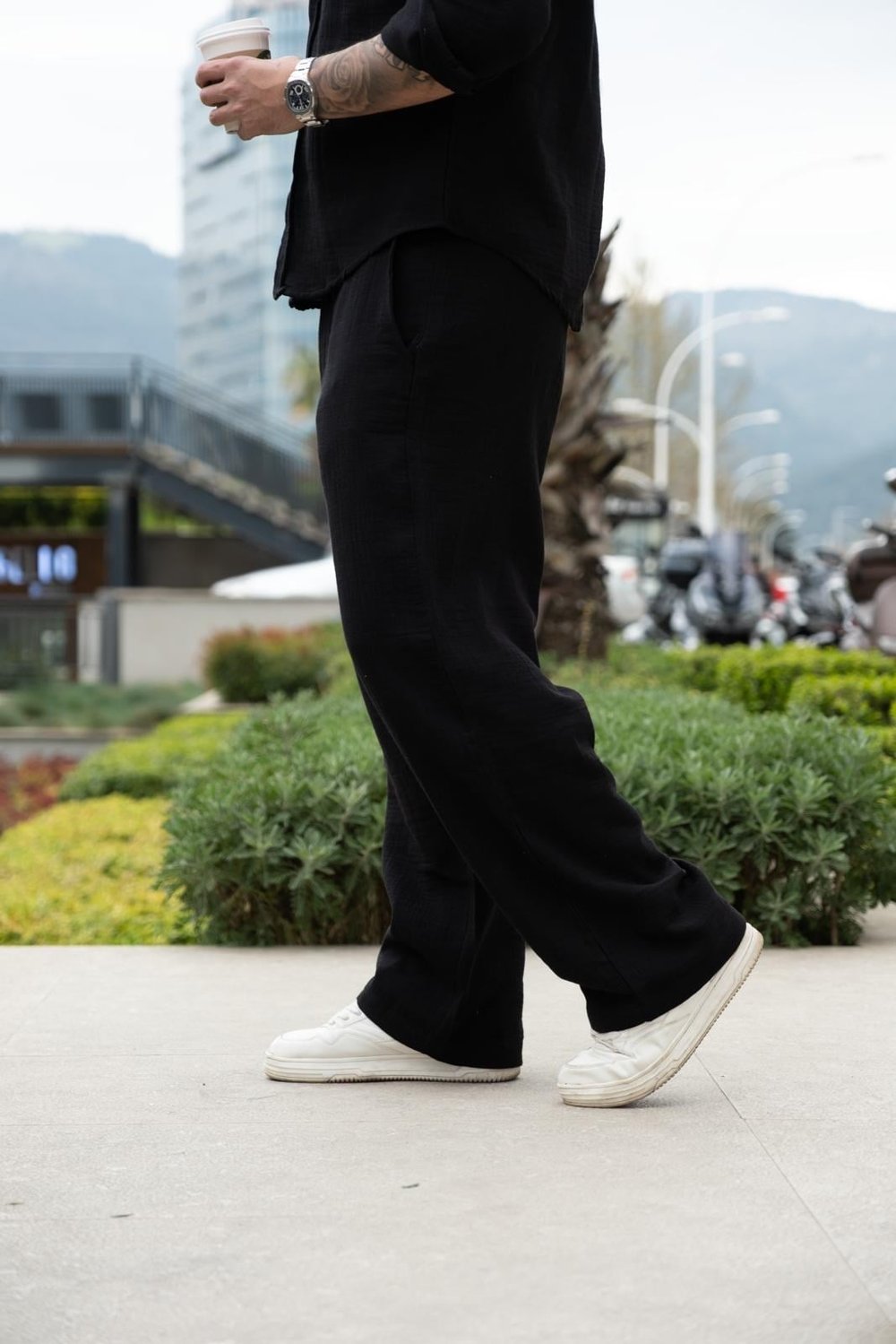 Siyah Gömlek ve Pantolon Oversize Takım