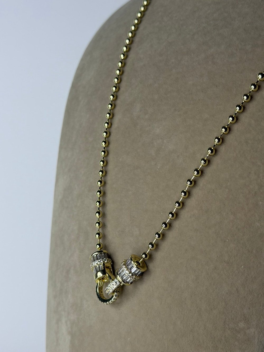 Midnight Link Chain Kolye