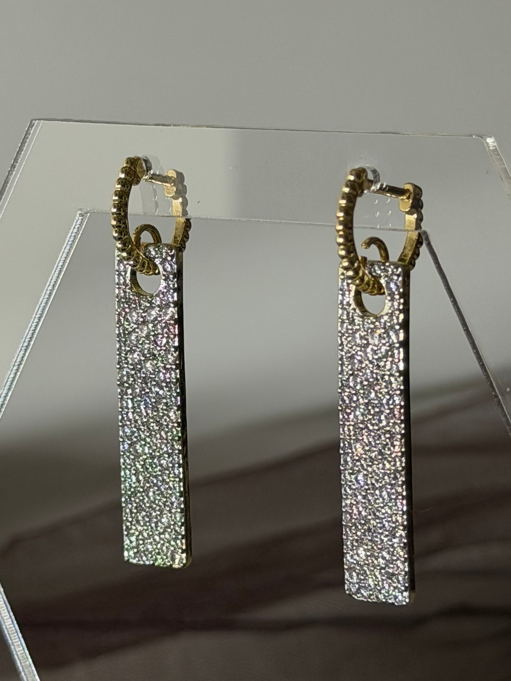 Reis Gold Taşlı Küpe 