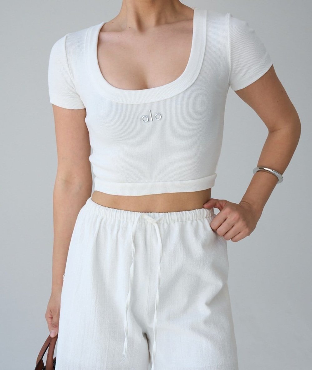 Beyaz Kısa Kollu Crop
