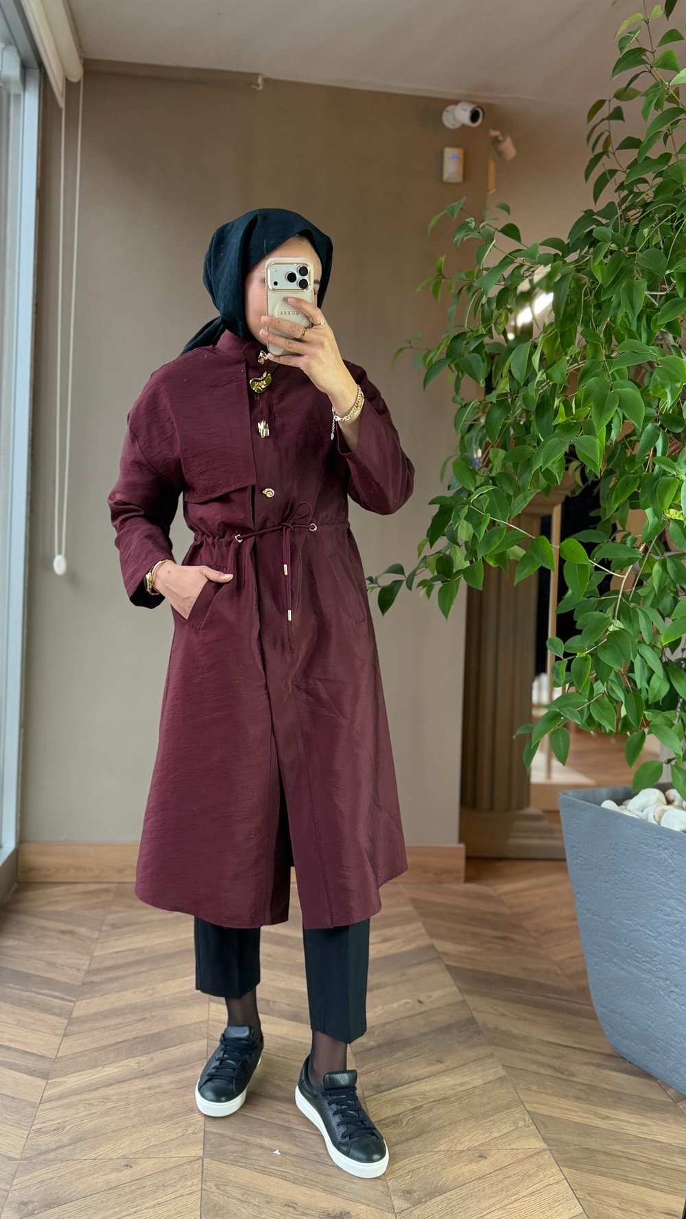 Aksesuar Detaylı Kuşaklı Trenç | Bordo