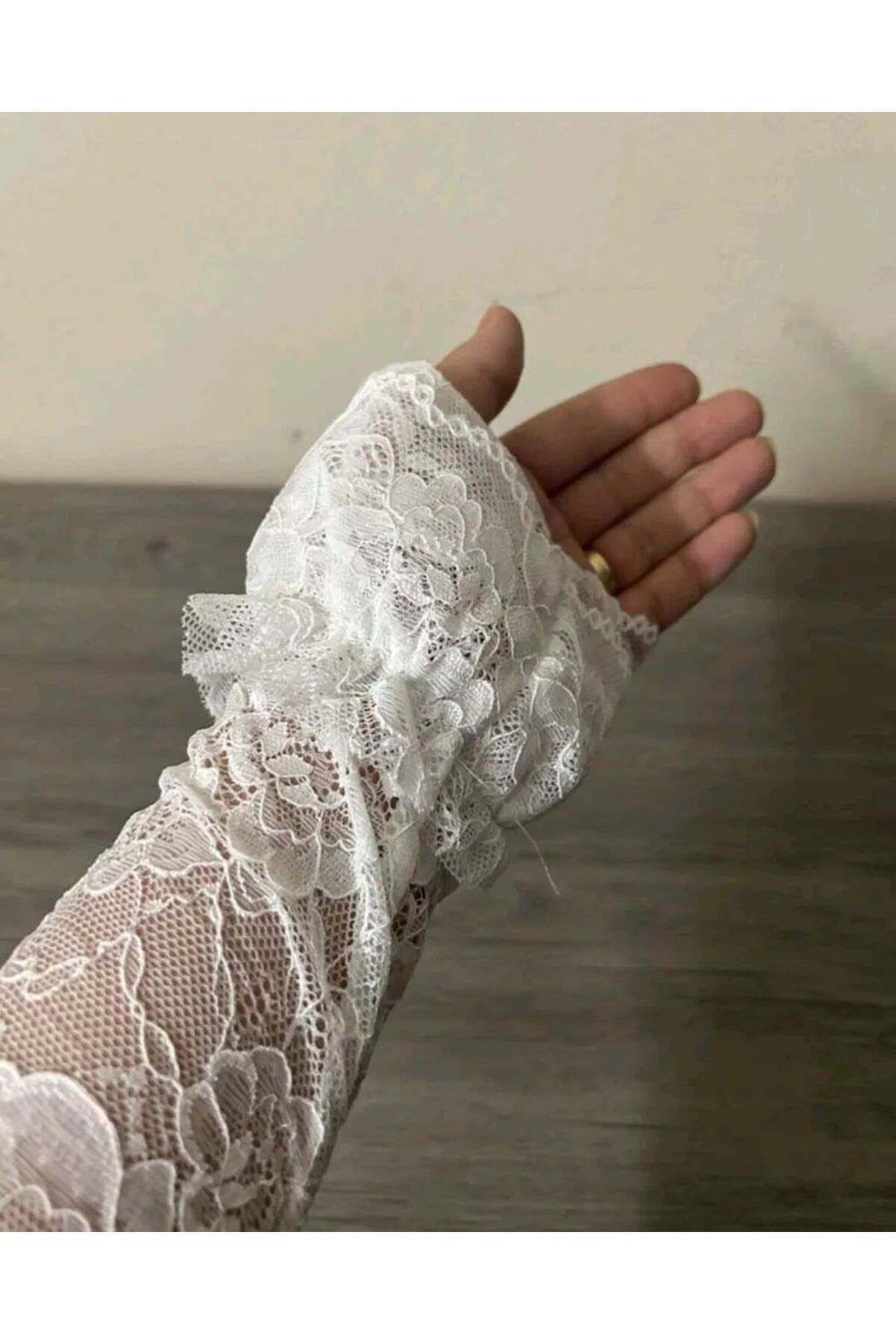 Elena dantel kolluklu şık eldiven