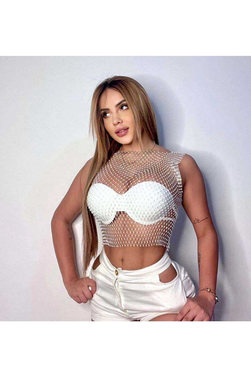 Lara Taşlı Crop