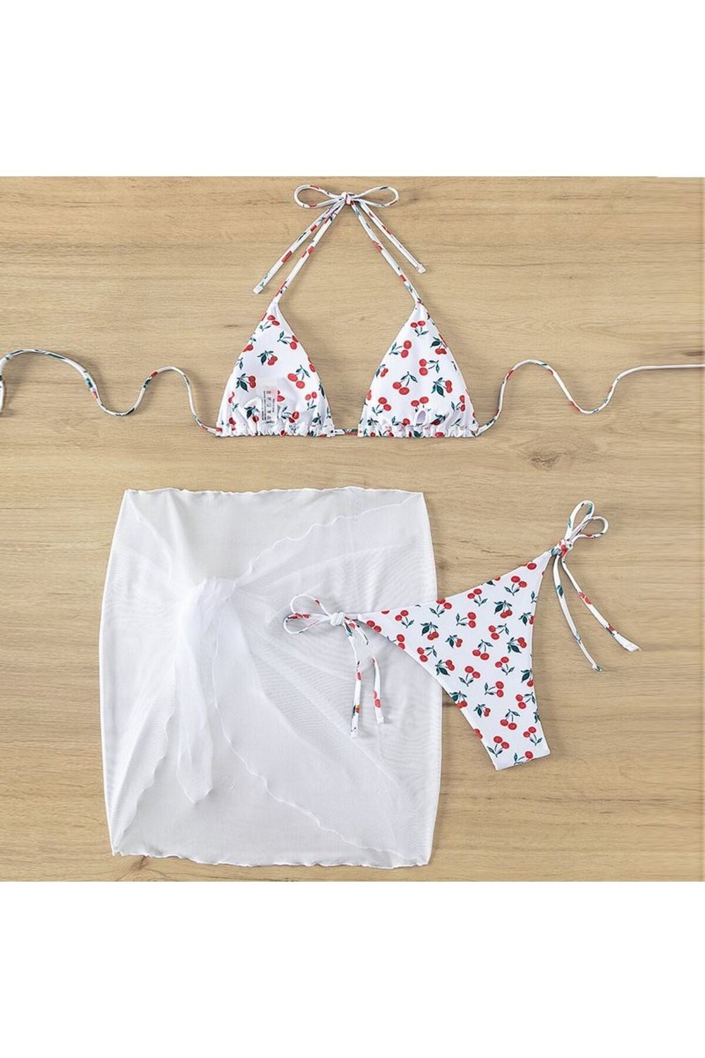 Soneva bikini pareo set