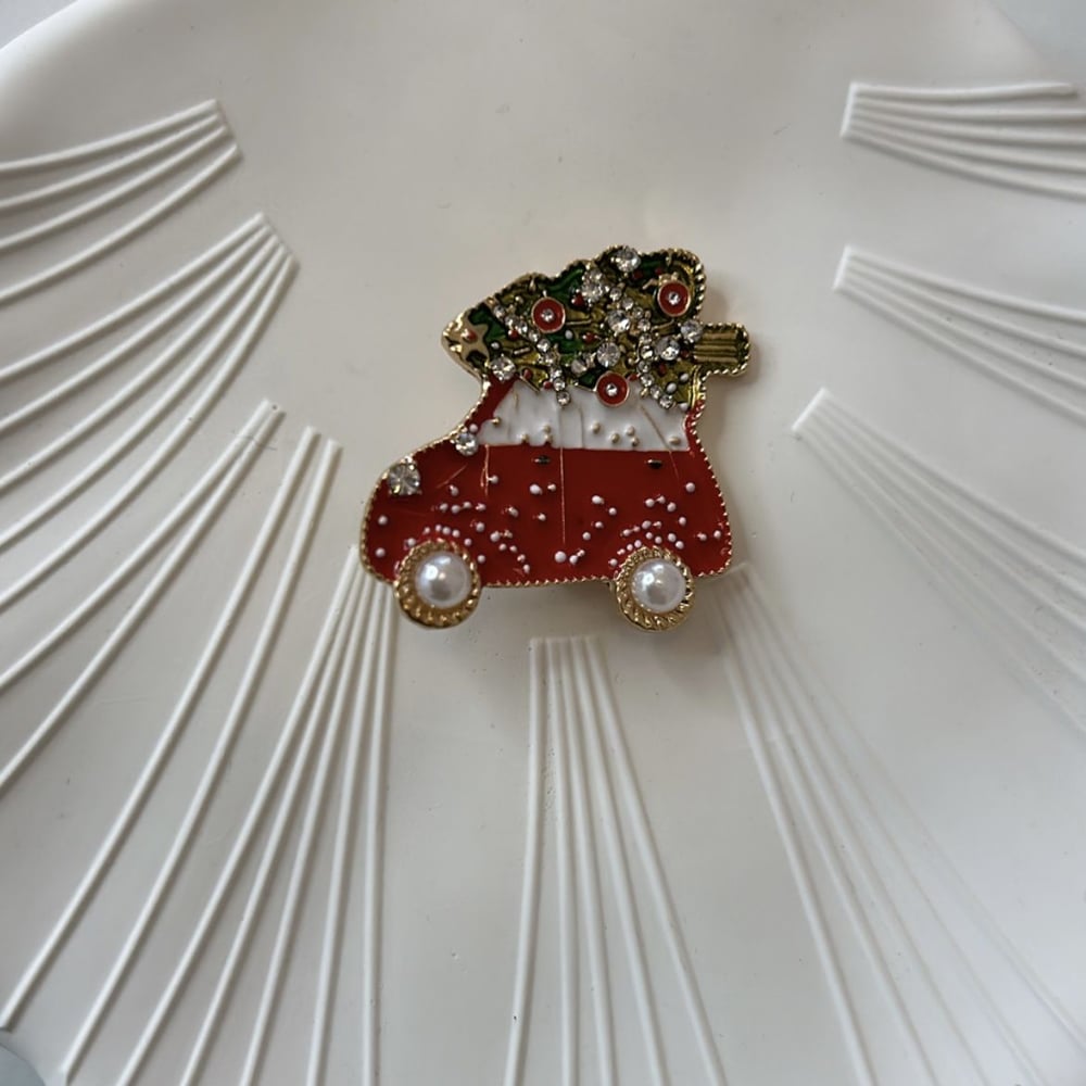 Özel Seri Kırmızı Araba Broş 3cm