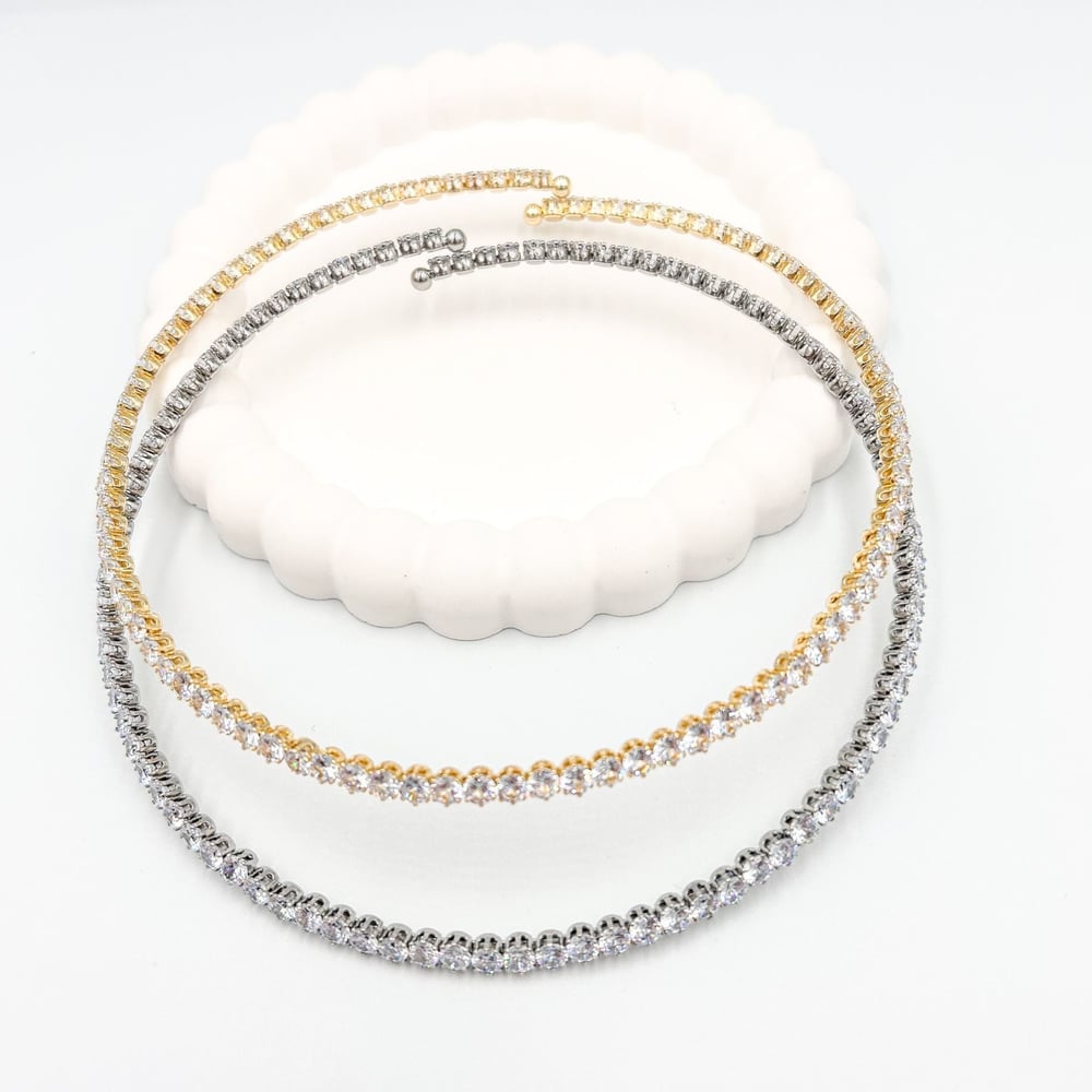 Özel Seri Zirkon Taşlı Yaylı Choker Su Yolu Kolye