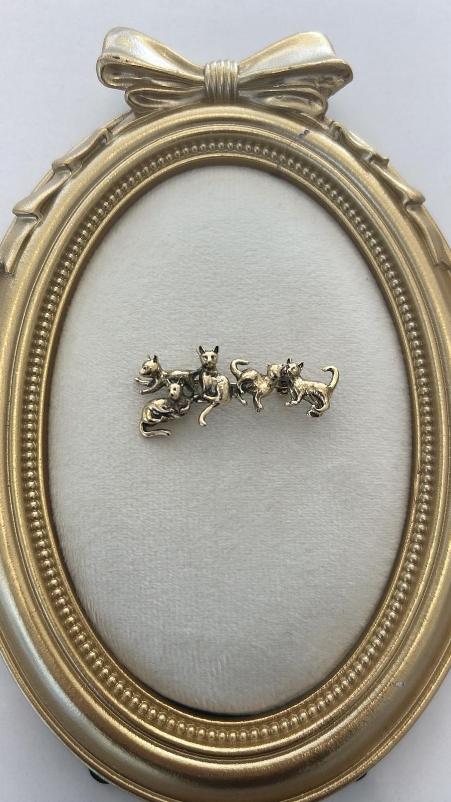 Çoklu  Kedili Broş 4cm