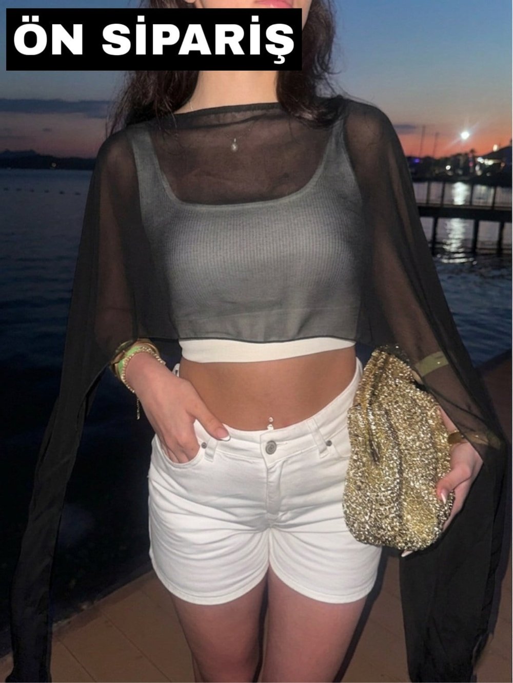 Siyah Şifon Pelerin