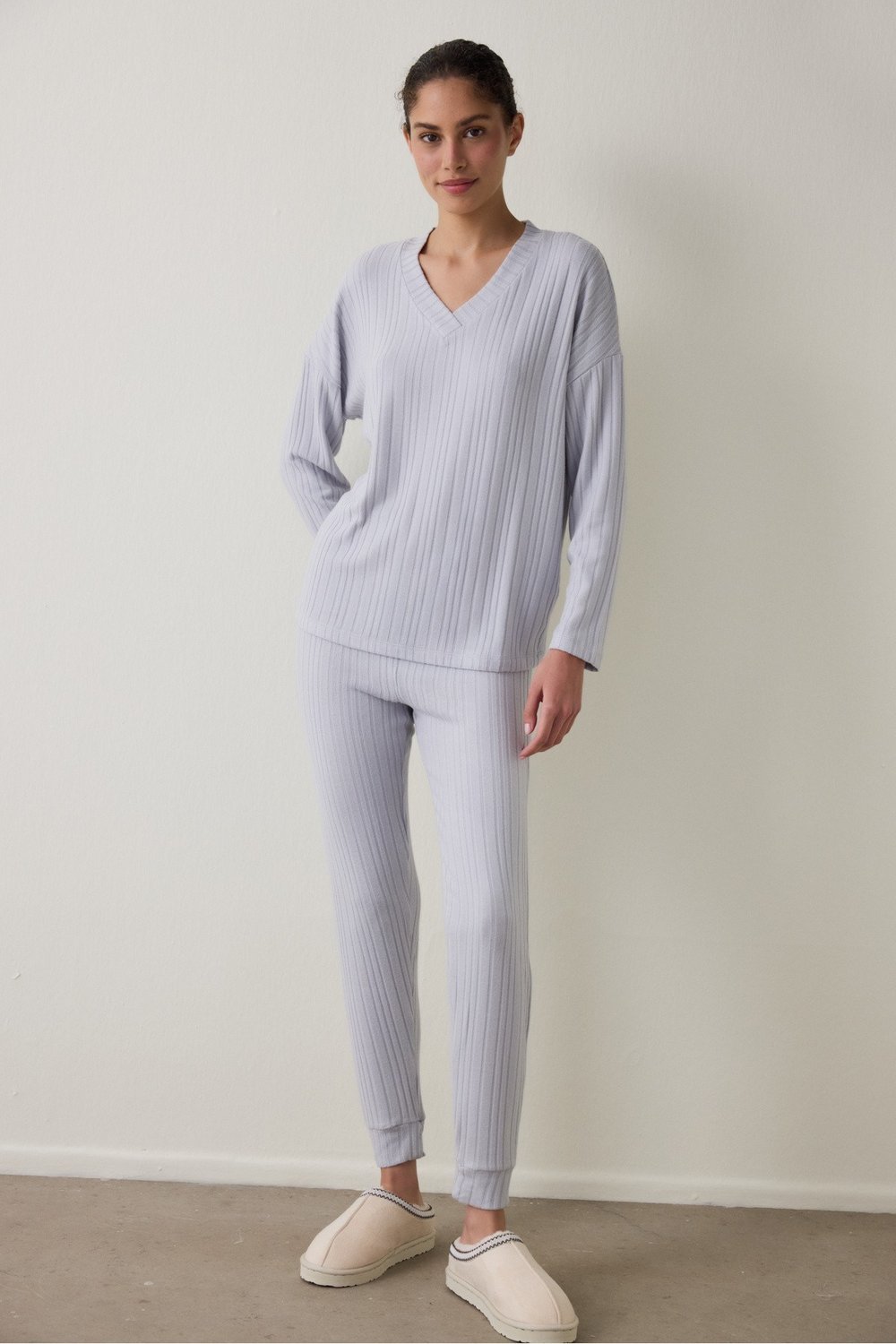 Açık Gri Melanj Cozy V Yaka Uzun Kollu Termal Etkili Pijama Takımı