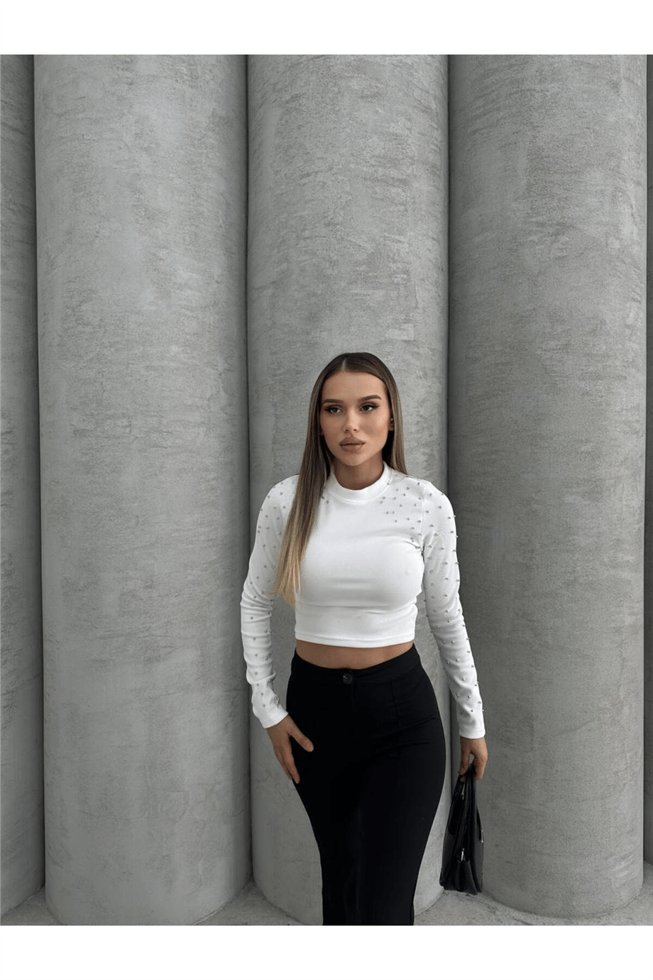 KADIN DÜŞÜK OMUZ CROP BLUZ HYN-58005 - BEYAZ