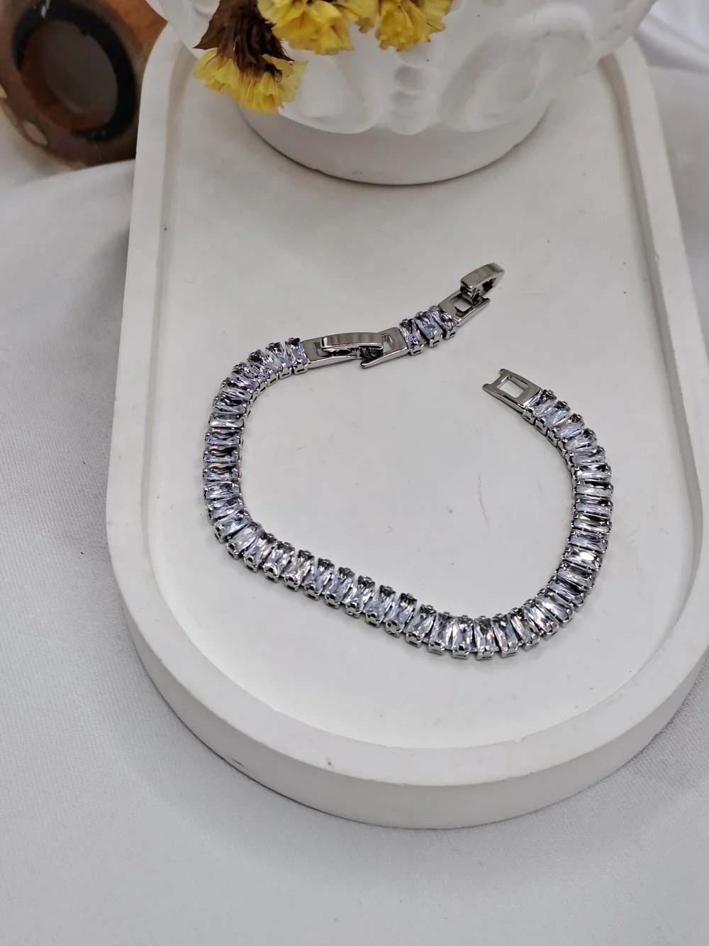 ÇELİK BİLEKLİK BAGET TAŞLI KALINBileklik26-SS-54218Celik Taki AccesoriesÇELİK BİLEKLİK BAGET TAŞLI KALIN