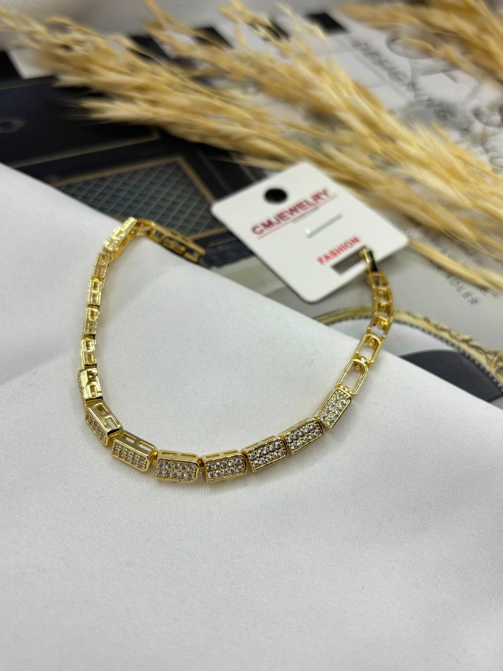 CM JEWELLERYXUPİNG MODELLERİ26-NYM-95015Celik Taki AccesoriesCM JEWELLERY