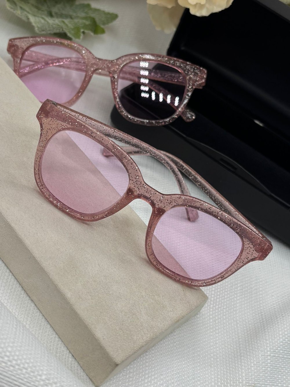 ÇOCUK GÖZLÜKGÖZLÜK26-APL-0029Celik Taki AccesoriesÇOCUK GÖZLÜK