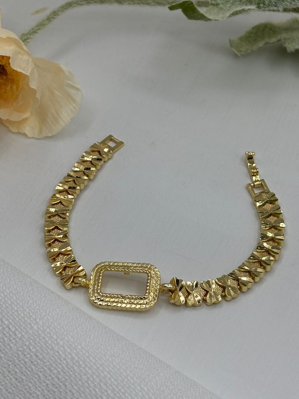 GOLD BİLEKLİKGOLD SERİSİ26-MRT-10001Celik Taki AccesoriesGOLD BİLEKLİK
