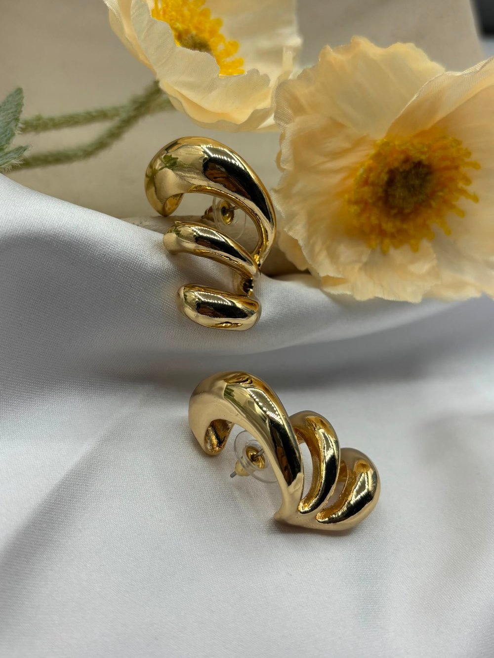 KIKIRDAK KÜPEKüpeler26-ARL-0027Celik Taki AccesoriesKIKIRDAK KÜPE
