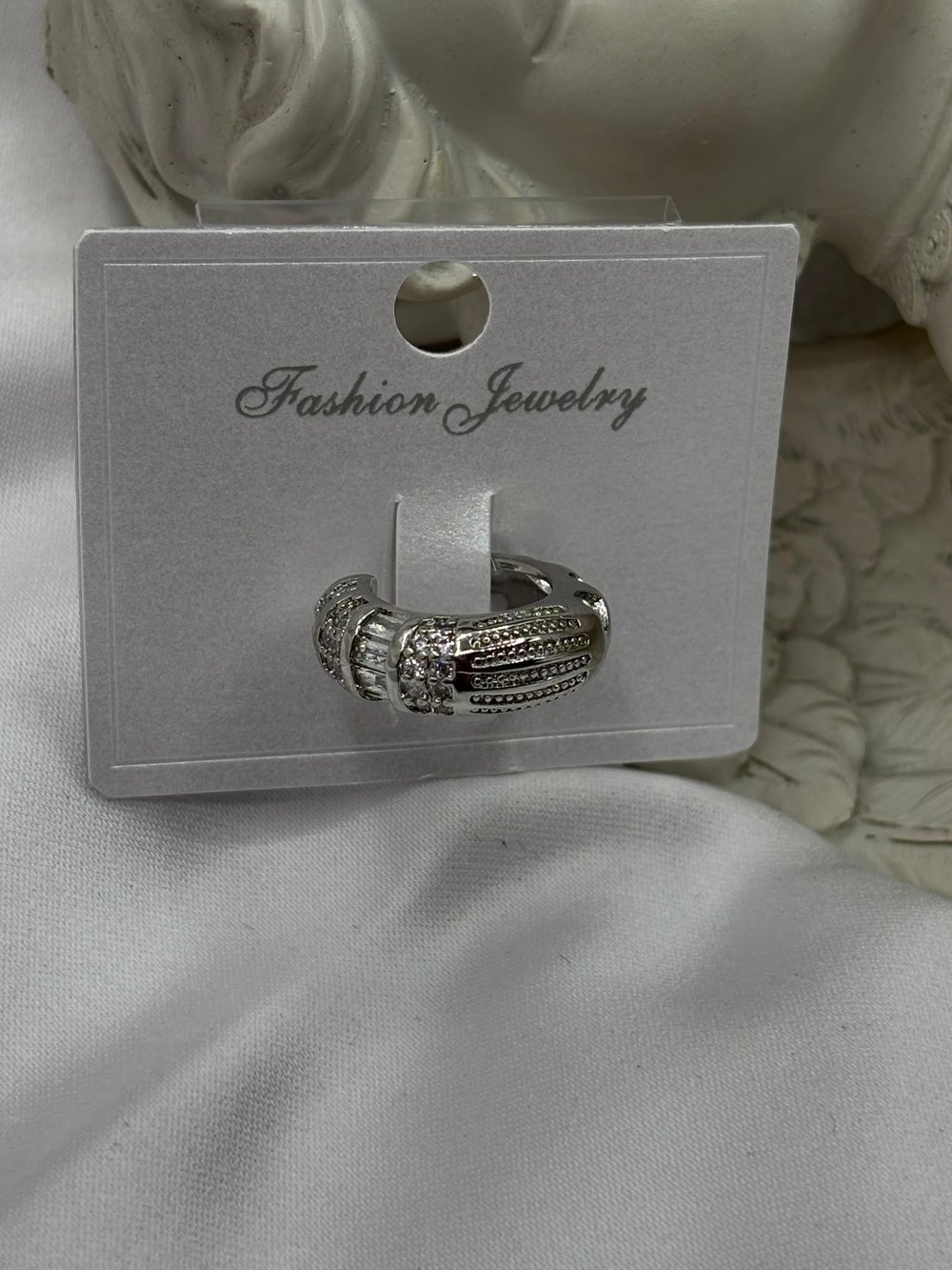 KIKIRDAK KÜPEKüpeler26-RSA-2032Celik Taki AccesoriesKIKIRDAK KÜPE