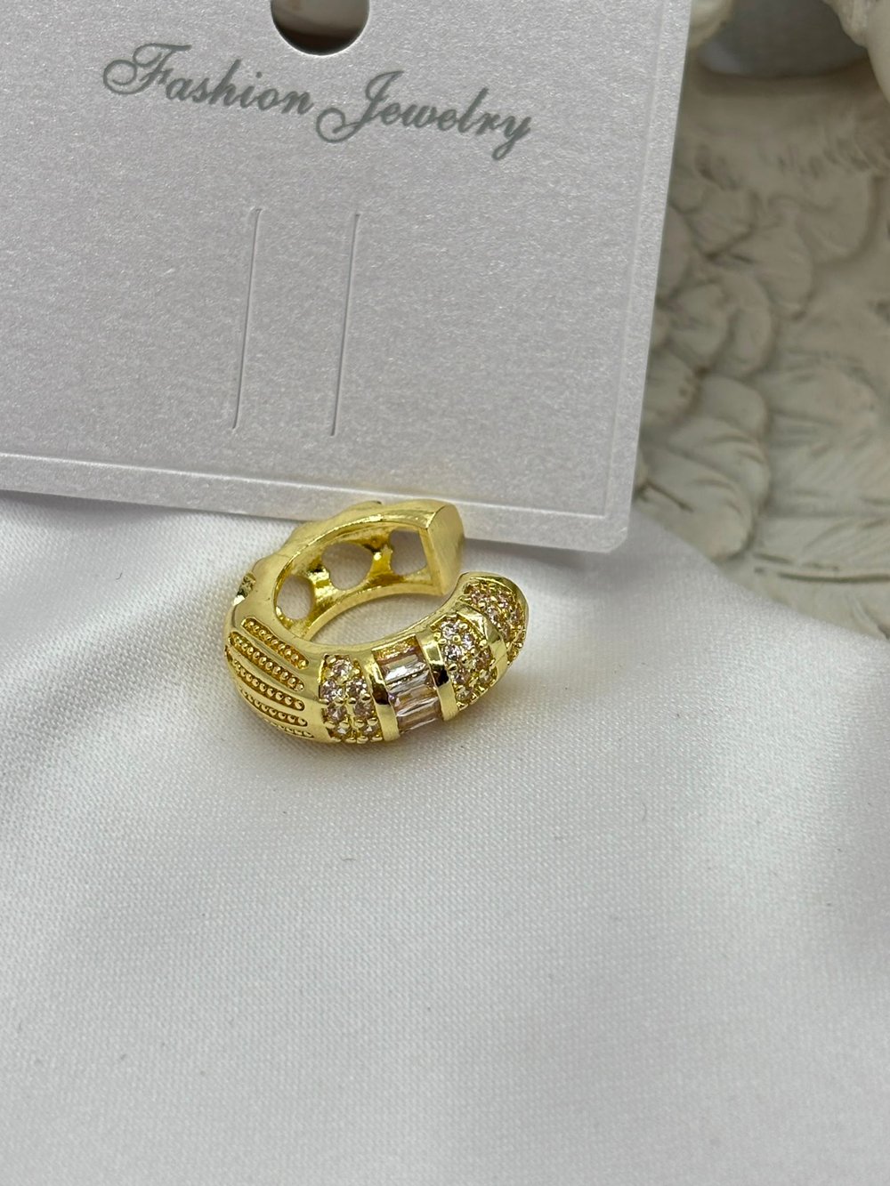 KIKIRDAK KÜPEKüpeler26-RSA-2030Celik Taki AccesoriesKIKIRDAK KÜPE