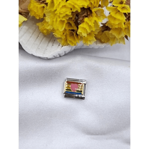 NOMINATION CHARM