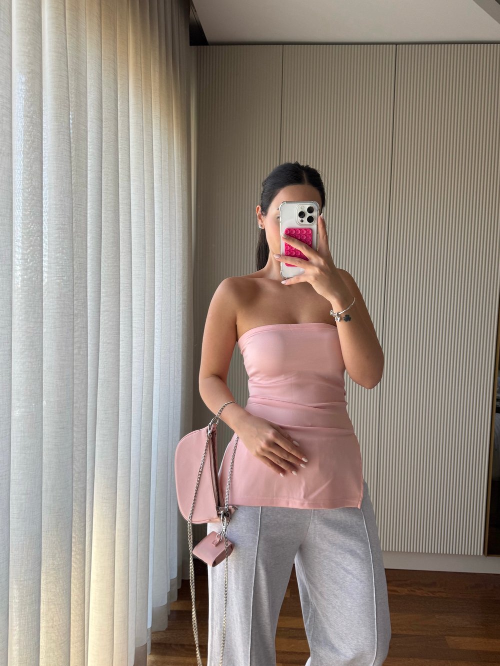 Pembe straplez bluz