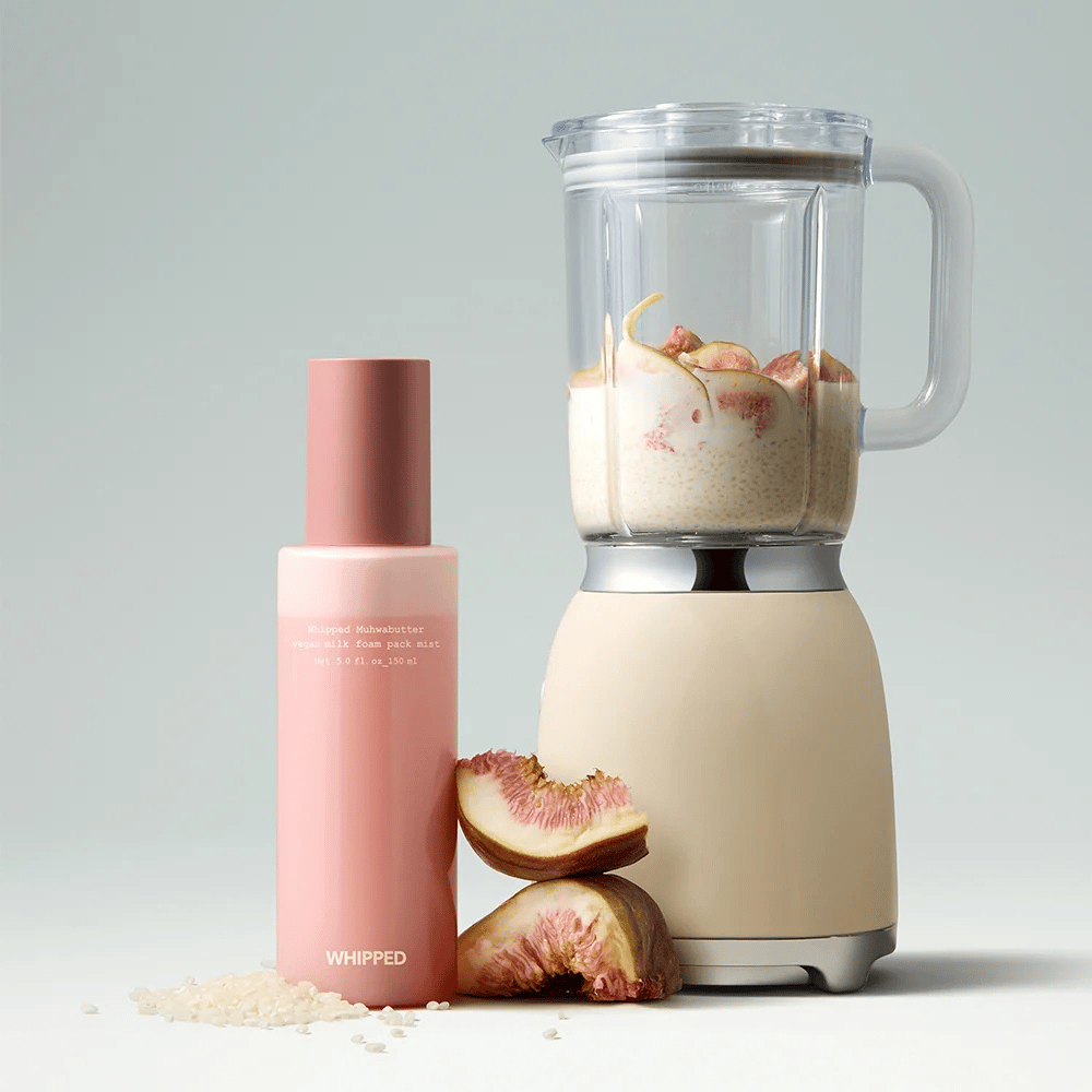 WHIPPED Muhwabutter Vegan Milk Foam Pack Mist 150ml (Cilt Bariyeri Onarıcı ve Anında Işıltı Veren Süt Formlu Nemlendirici Mist)