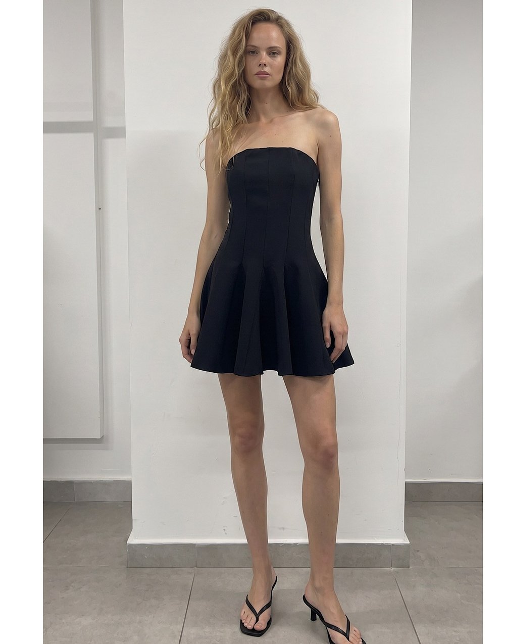 Adele Straplez Mini Elbise - Siyah