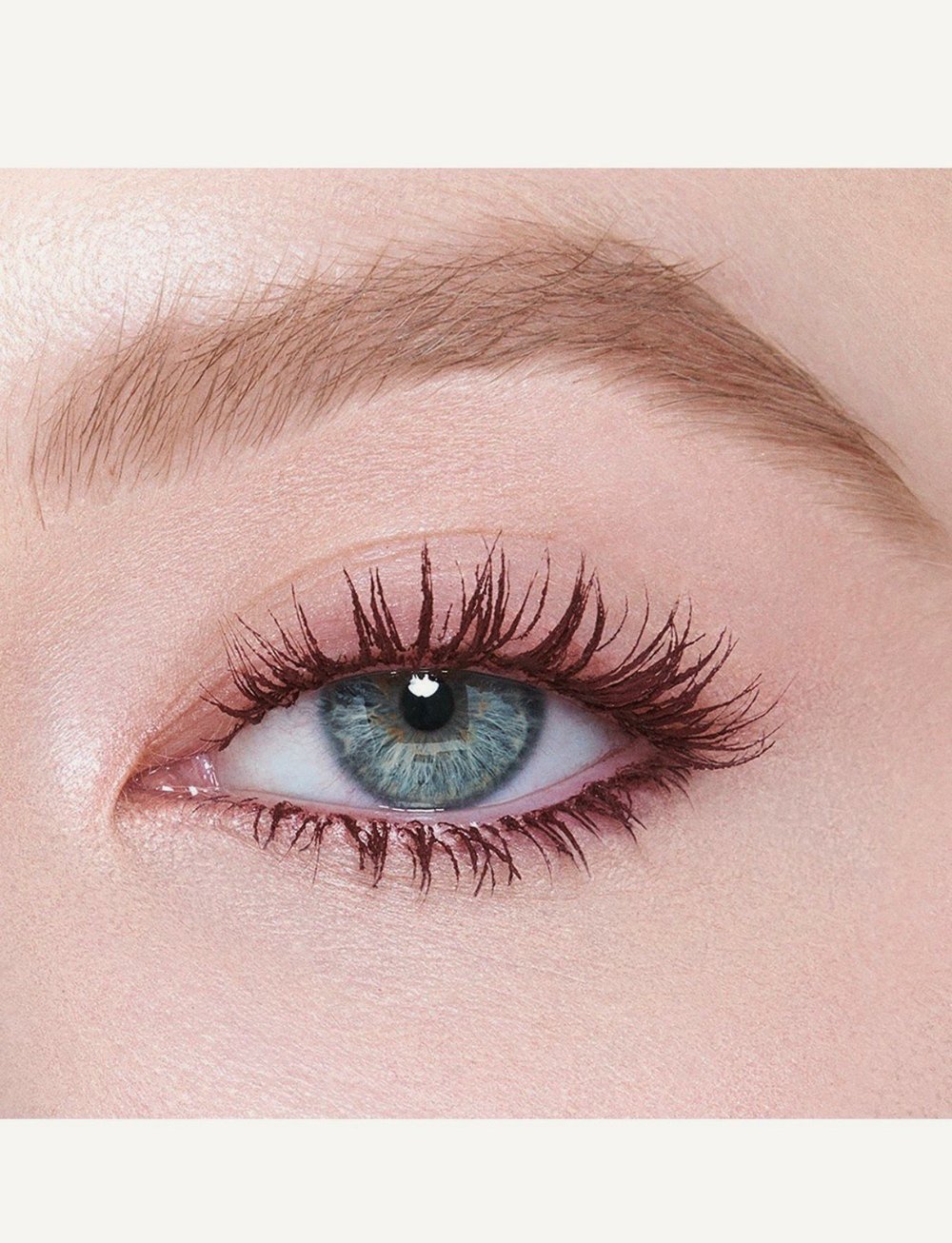 Charlotte Tilbury eyes volume black