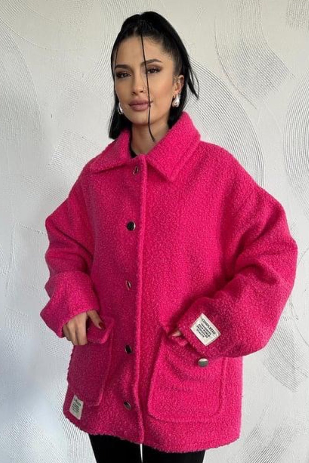 Kadın Cep Kapaklı Düğme Detaylı Yumoş Kumaş Astarlı Teddy Tarz Oversize Kaban Ceket