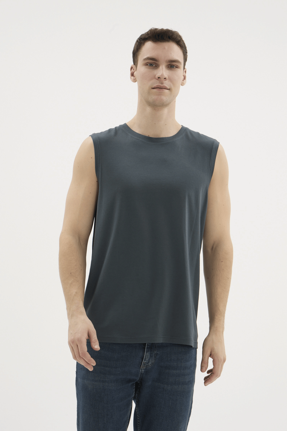 Kocabey T522 Erkek Sıfır Kol T-shirt