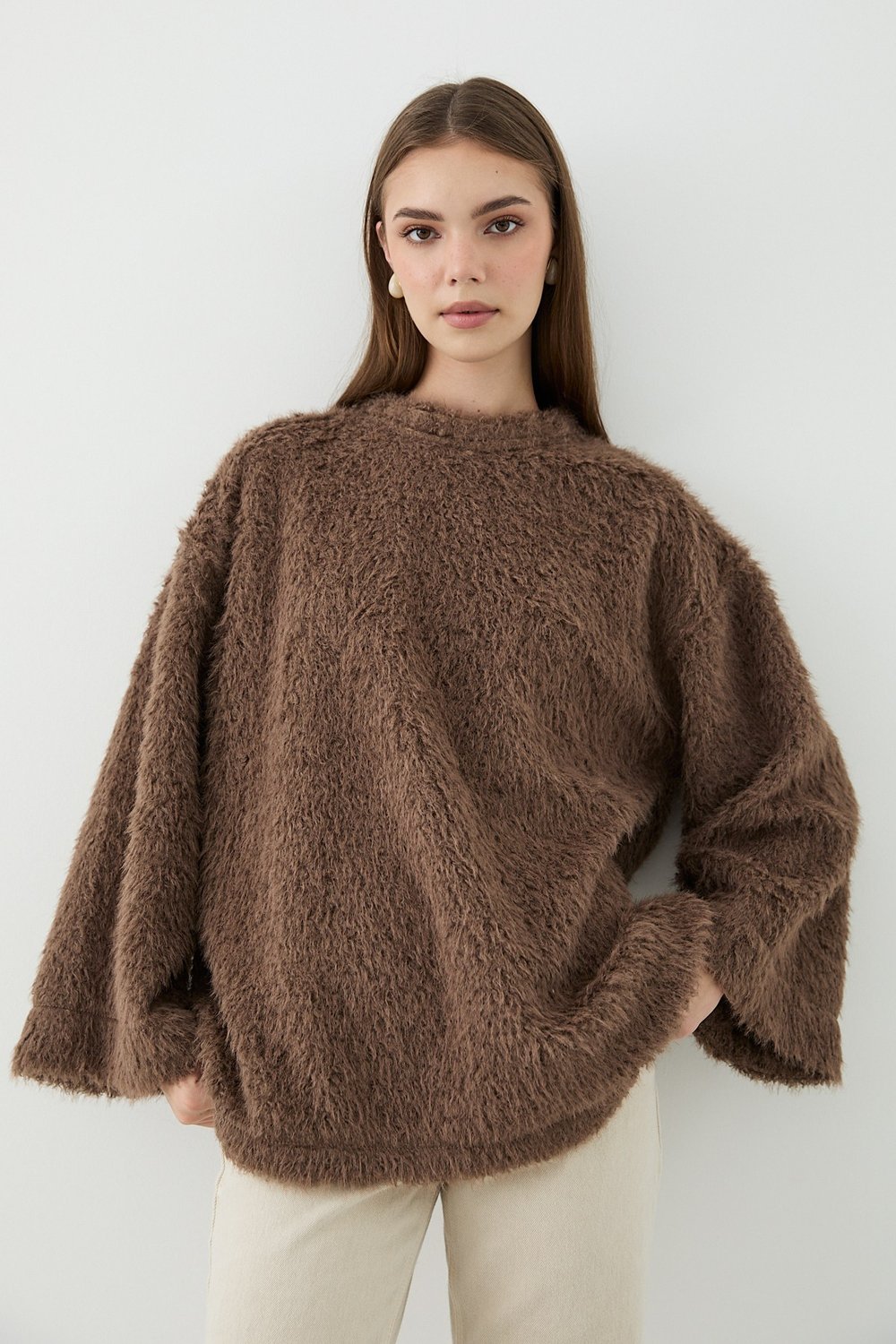 Kadın Kahverengi Oversize Peluş Kazak