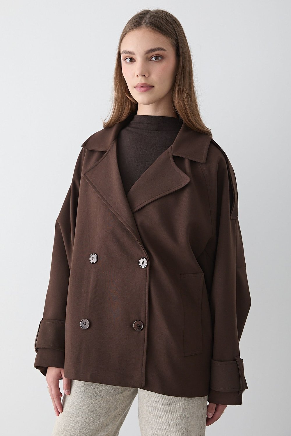 Kadın Oversize Kruvaze Yaka Cepli Kısa Trençkot
