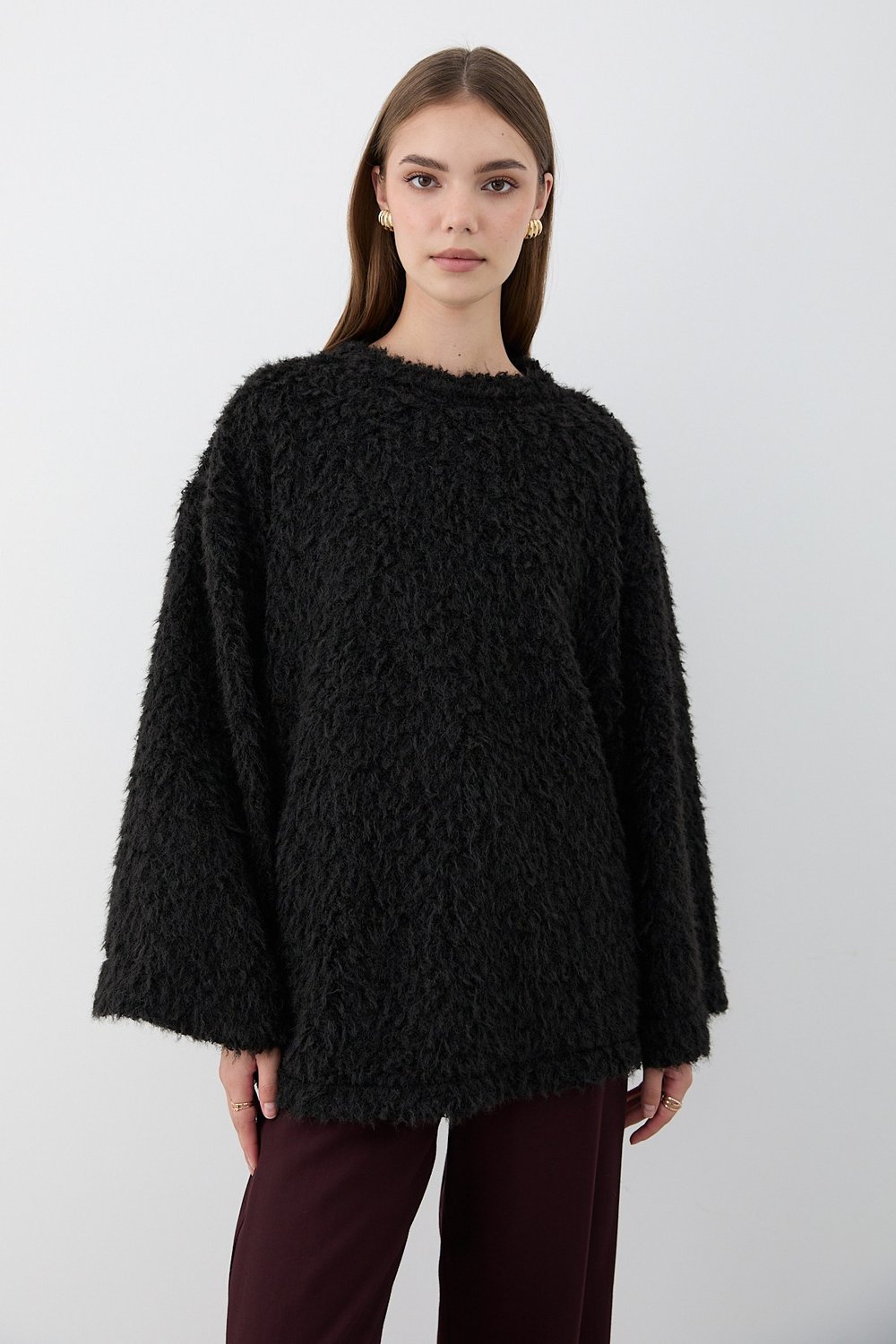 Kadın Siyah Oversize Peluş Kazak