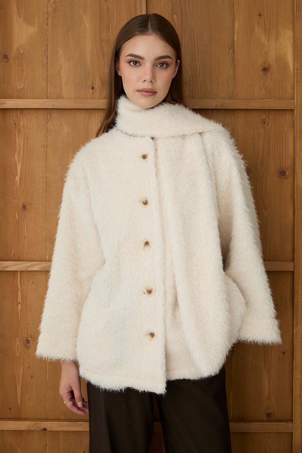 Kadın Taş Peluş Şal Yaka Oversize Hırka